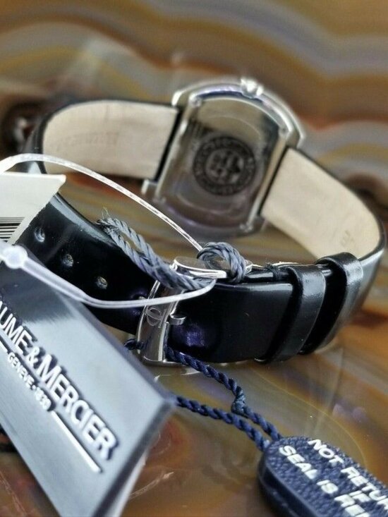 New Womens BAUME MERCIER Hampton City Watch